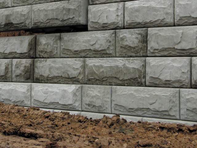 Precast Retaining Wall Blocks